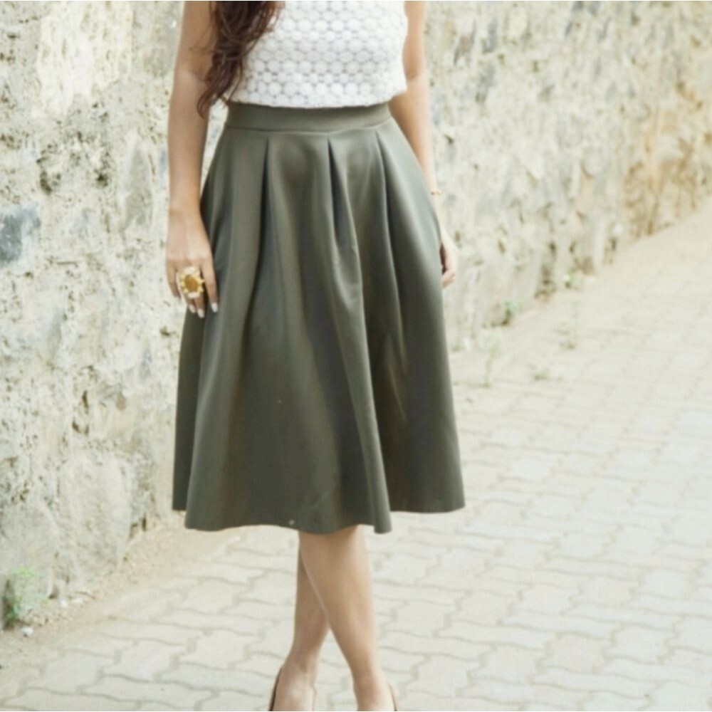 YIGE A-line pocketed olive skirt